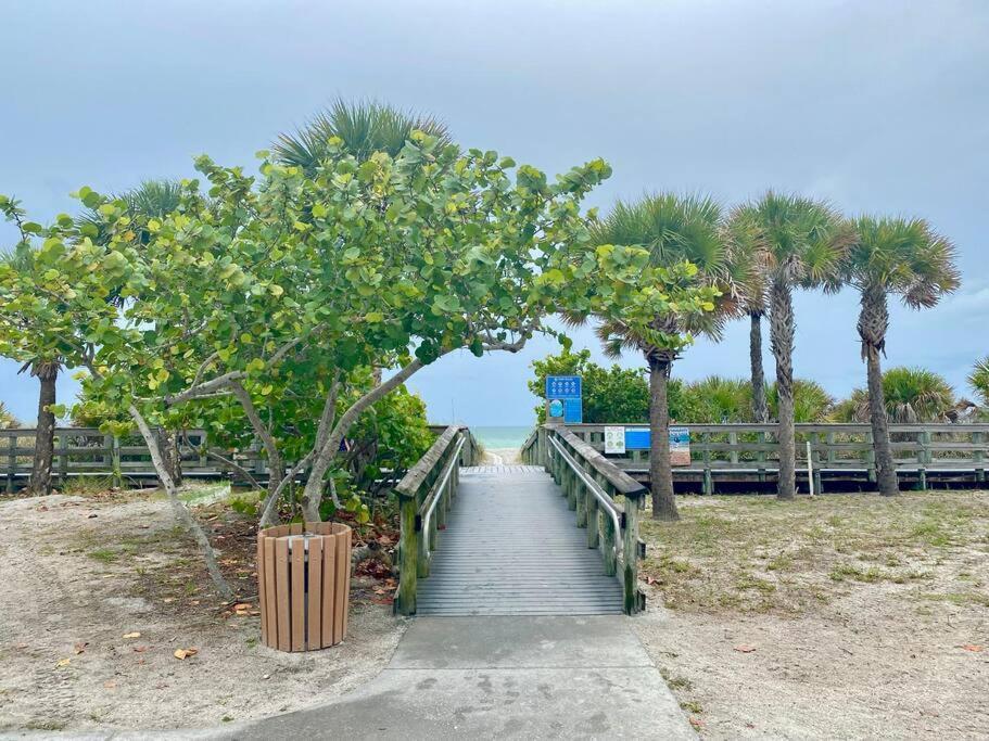 Heated Saltwater Pool Home Minutes To Beach Englewood Esterno foto
